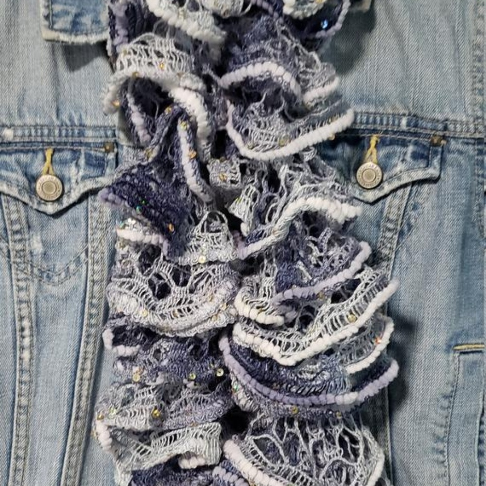 Knitted Ruffle Scarf - Picture 2 of 2